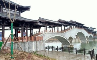 西安雁鸣湖风雨廊桥上的风雨廊桥，美丽的风雨廊桥「西安市中心的涝河上叫什么名字」