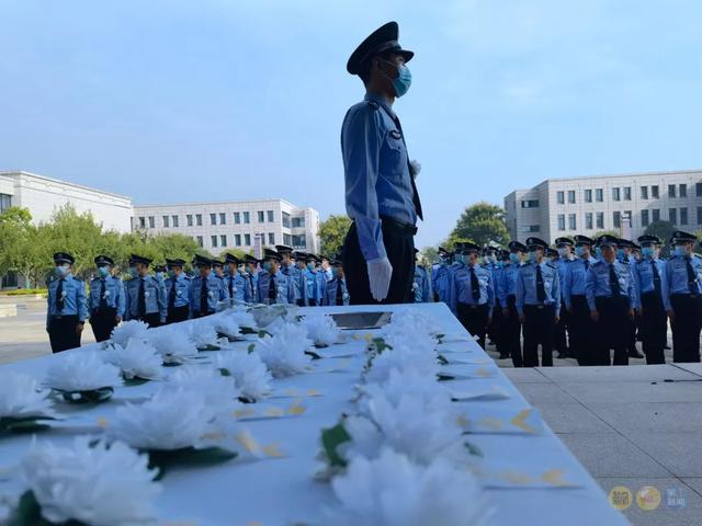 西安北郊色情足浴按摩(西安民警刘国强倒在工作岗位上)  第3张