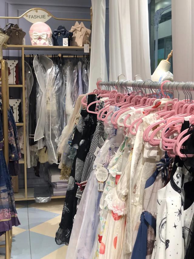 西安足浴保健按摩服装店(疯狂试穿2小时)  第15张