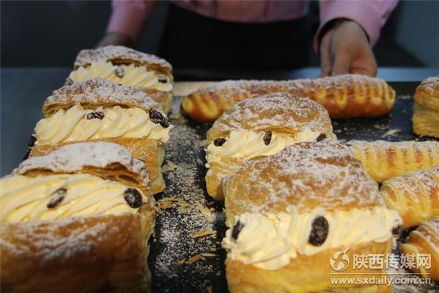 中国各省市有名的美食一条街都有哪些,上海美食街大全  第2张