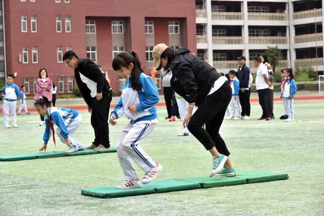 来家门口的共享运动场地来放松身心来放松身心  第1张