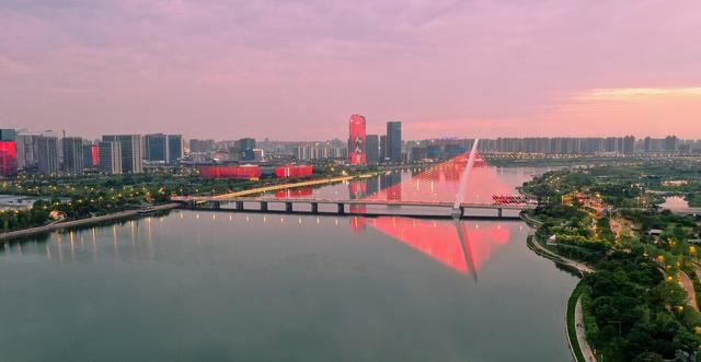 西安人的网红打卡地，美出新高度的“西安后海”今夏爆火！  第12张