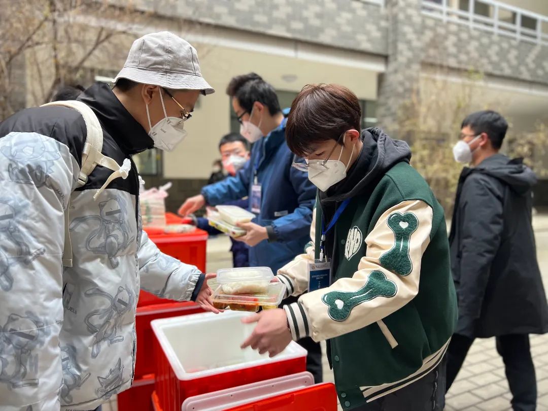 6000余名考生顺利完考！西安建大护航平安研考-第25张图片