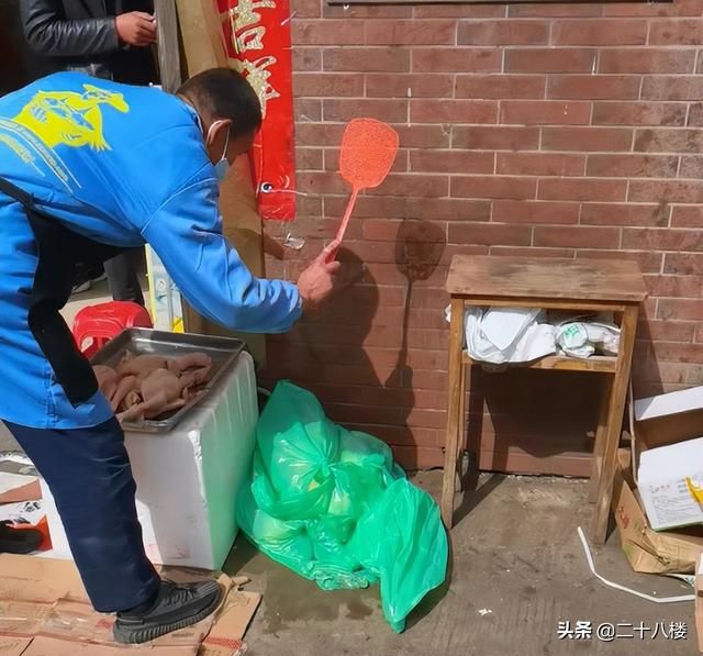 西安休闲食品批发商店「落实不到位 西安市长安区城南综合批发市场食品安全存隐患」  第1张