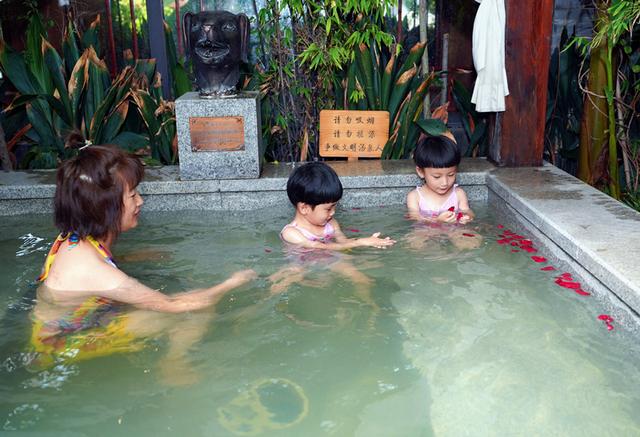 西安市内休闲温泉排名榜「西安温泉酒店排名第一」  第10张