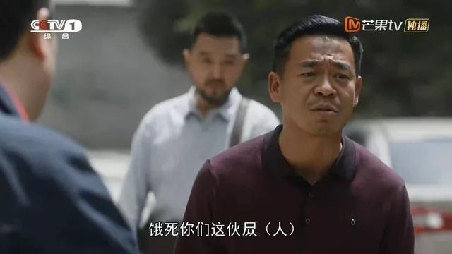 西安男士斜挎包带是两边黑中间白是什么牌子的西安男士「《西安男士斜挎休闲包》」  第22张