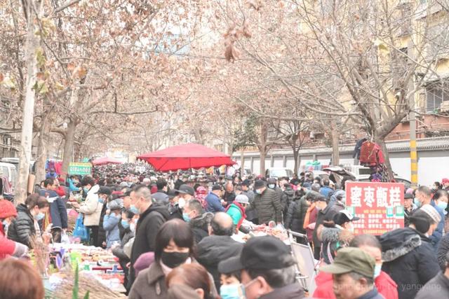 西安哪里有卖中老年女士服装的西安休闲服饰市场在哪里「急急急，请问西安哪里有卖中老年女士服装的？」  第1张