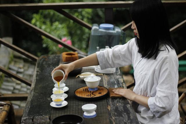 西安旅游攻略之茶宿篇「福鼎白寿眉月光白寿眉月光白芽叶精品私房茶洞庭碧螺春宝塔滇红茶」  第22张