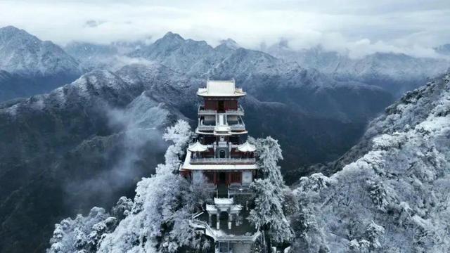 过年去哪旅游好「秦岭三个赏雪好去处，打卡2022年的第一场雪❄」  第3张