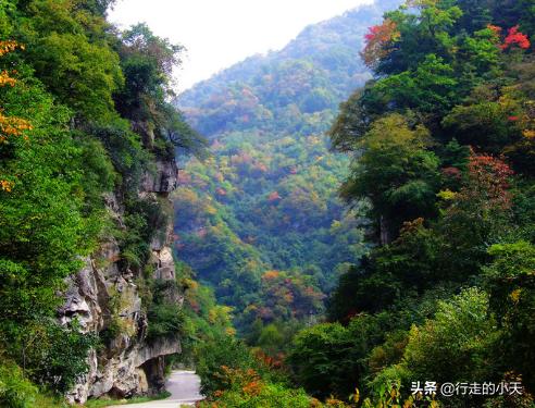 西安旅游攻略之秦岭篇「秦岭主峰鳌山和四十里跑马梁可见第四纪冰川地貌壮观」  第20张