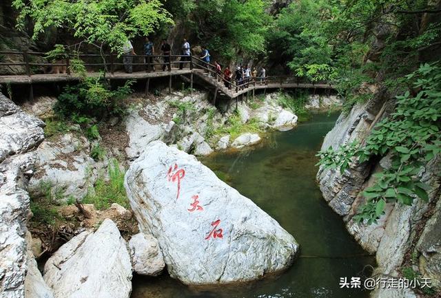 西安旅游攻略之秦岭篇「秦岭主峰鳌山和四十里跑马梁可见第四纪冰川地貌壮观」  第17张