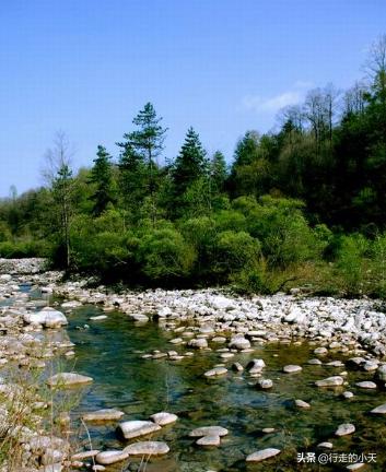 西安旅游攻略之秦岭篇「秦岭主峰鳌山和四十里跑马梁可见第四纪冰川地貌壮观」  第33张