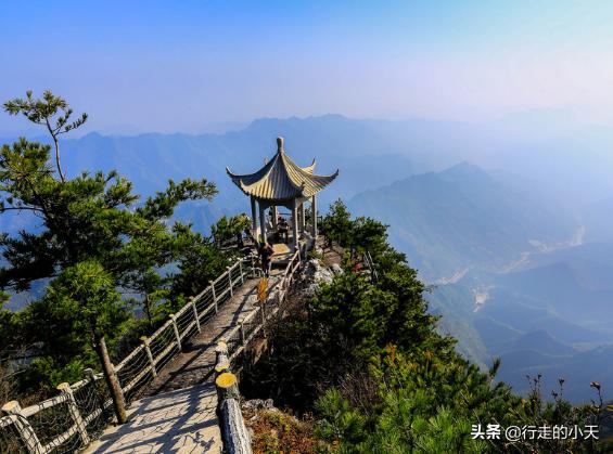 西安旅游攻略之秦岭篇「秦岭主峰鳌山和四十里跑马梁可见第四纪冰川地貌壮观」  第40张