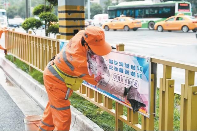 西安休闲桌椅厂家双节优化高新区城市面貌喜迎“双节”「加大市容环境整治力度干干净净迎“双节”」  第2张