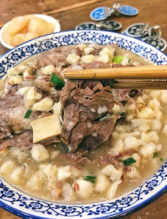 西安美食休闲之旅陕西面食虽然没有兰州拉面店铺那么普遍「西安美食休闲之旅」  第1张