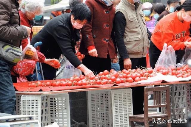 西安旅游攻略之早市篇「西安休闲食品批发市场，西安东关集市开业时间还不久」  第1张