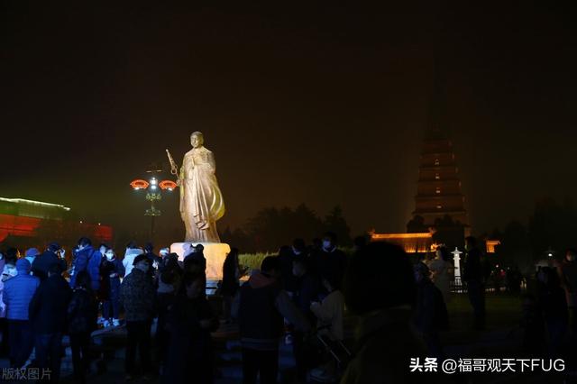 西安这个地方堪比春运，现场人山人海，挪步走不动，游客太多了！「西安北边休闲娱乐2、西安哪些城中村有好玩的地方」  第6张