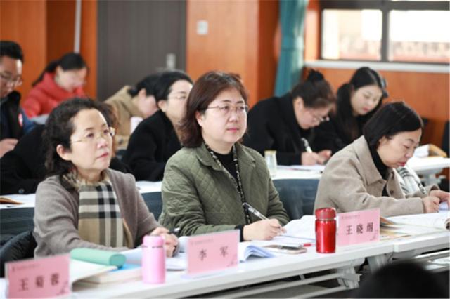 西安师大附小什么时候招生阳光讯（记者杨小娟）活动「西安市教育科学研究院小学英语、语文、语文、语文教研员」  第6张