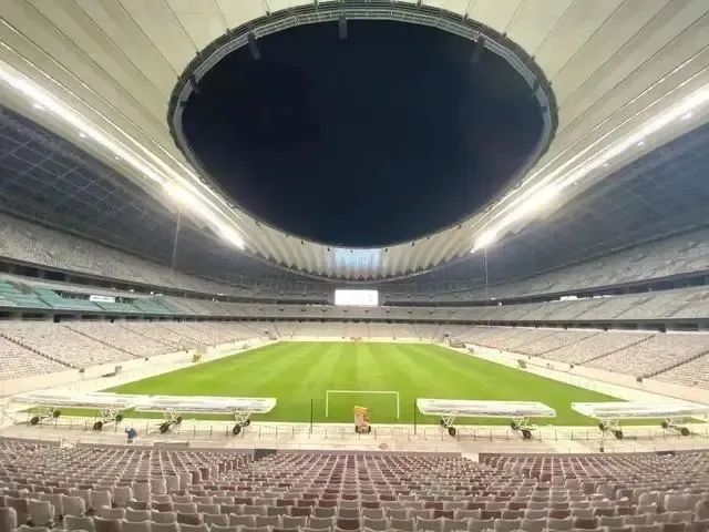 首次体育工艺声光电系统联动调试！西安国际足球中心“点亮”  完成-第2张图片