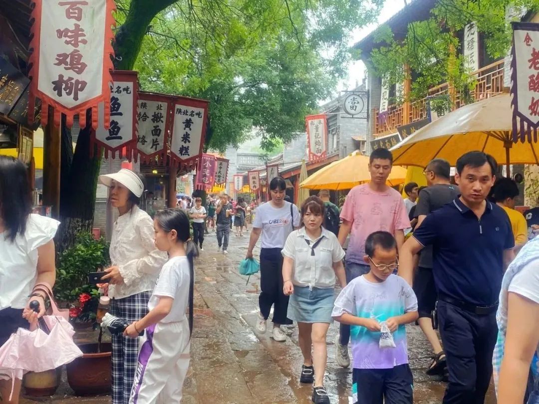 有最明媚的夏天！如此热烈！于古都西安，有座半城烟火半城古韵的景区-第34张图片