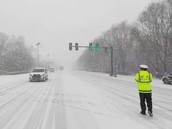 西安这些道路通行有变…多图预警！终于下雪了！-第22张图片