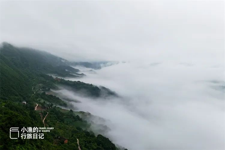 旅游博主带你看西安，开车直达山顶，没门票！西安周边2H，遇见超震撼云海！-第2张图片