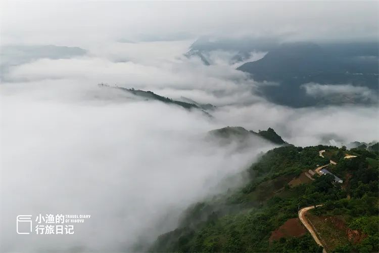 旅游博主带你看西安，开车直达山顶，没门票！西安周边2H，遇见超震撼云海！-第11张图片