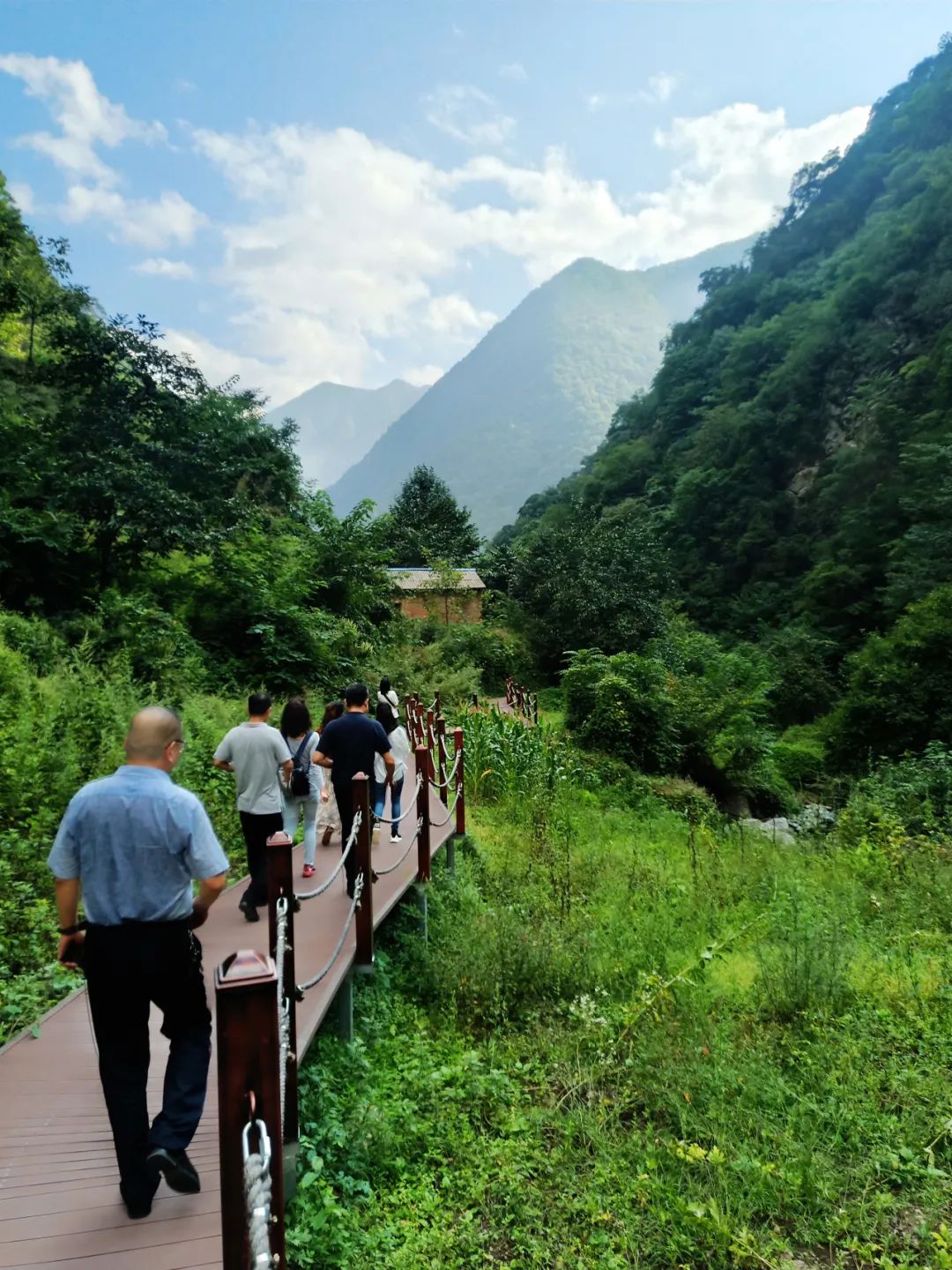 西安避暑旅游圣地，藏在西安周边的小众旅行地！-第8张图片