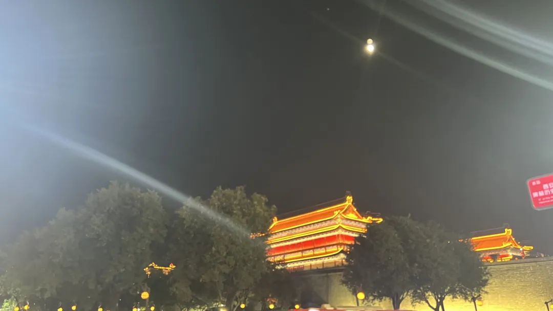 中秋节前的永宁门之夜成了民间音乐广场？西安中秋旅游分享-第12张图片