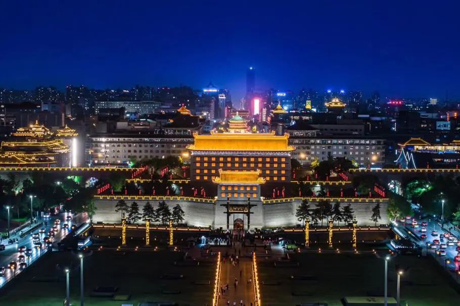 藏着满满人间烟火气！这就是冬天的西安城墙！西安风景旅游休闲-第9张图片