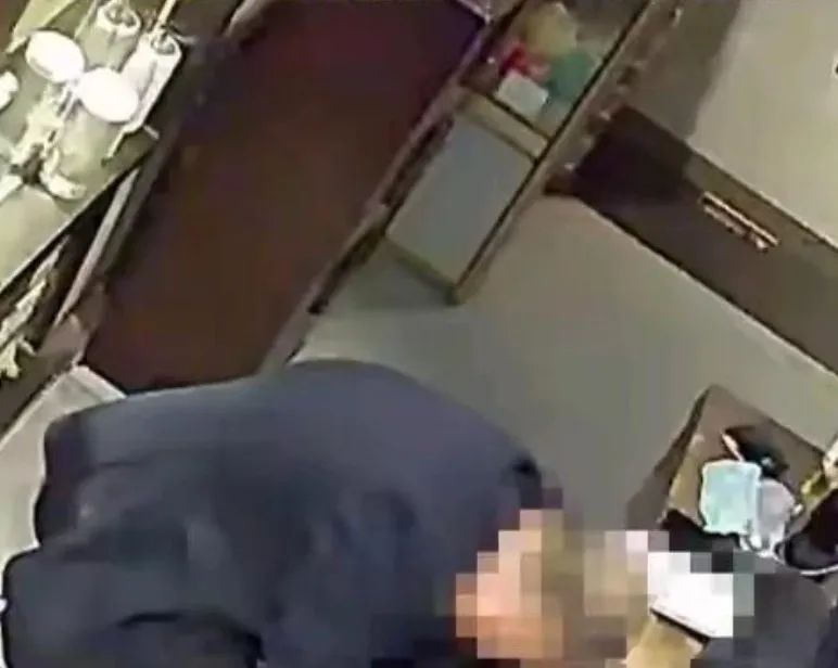 1小时后却宣布公司倒闭跑路？西安一足浴店老板连夜跑路！-第2张图片