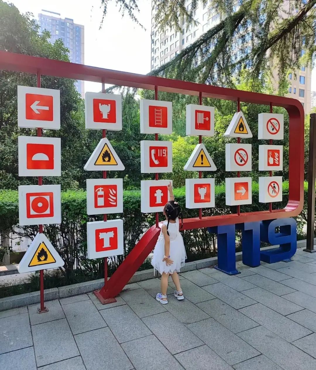 “遛娃散心”公园，环境优美，不输兴庆宫公园！西安放松娱乐休闲，地体直达-第11张图片